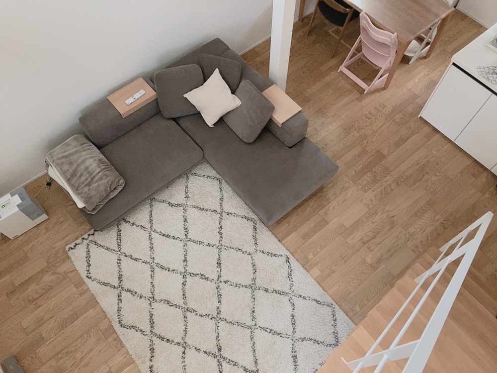 床材】うちの床は、コンビットブラッシングオークV152 ペール色 | ゆとり世代ワーママのブログ